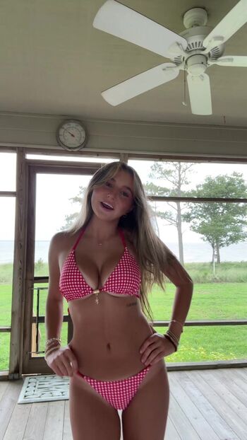 Full leaked Emily newton page private onlyfans photo