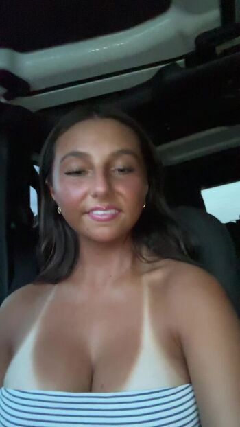 Full leaked Emily newton page private onlyfans photo