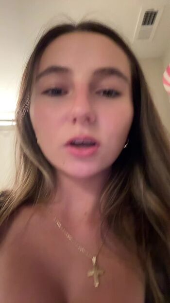 Full leaked Emily newton private onlyfans photo