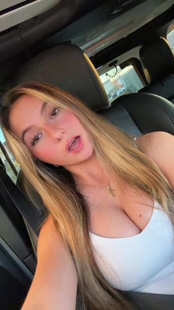 Full leaked Emily newton private onlyfans photo