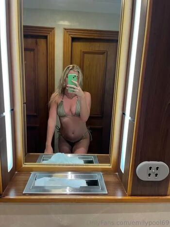 Full leaked Emily pool private onlyfans photo