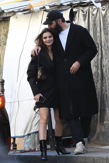 Full leaked Emily ratajkowski page private onlyfans photo