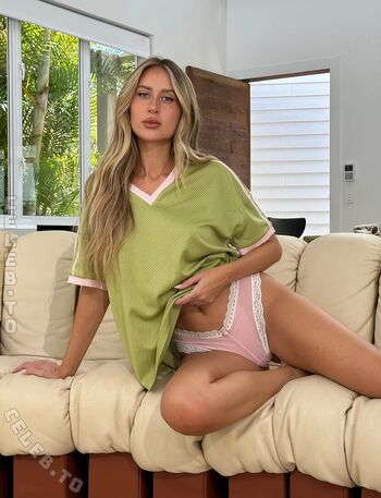 Full leaked Emily venz private onlyfans photo