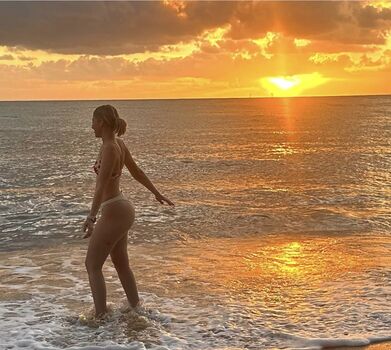 Full leaked Emilyrireland private onlyfans photo