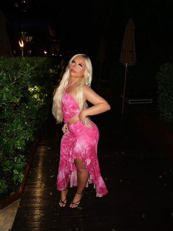 Full leaked Emilysmithh private onlyfans photo