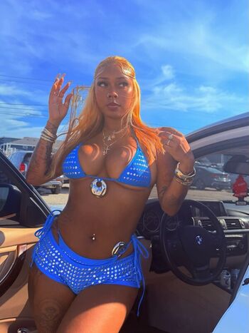 Full leaked Emilyy marieex private onlyfans photo