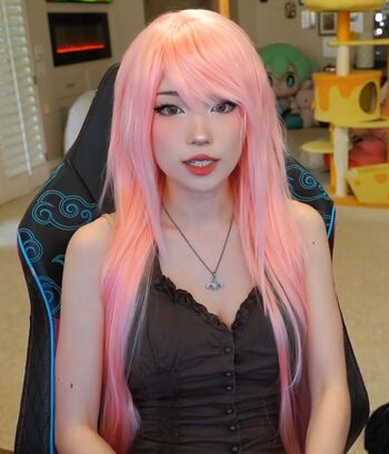 Full leaked Emiru  page private onlyfans photo