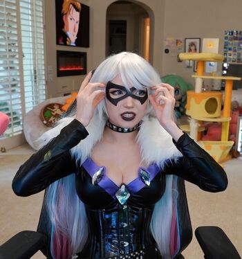 Full leaked Emiru  page private onlyfans photo