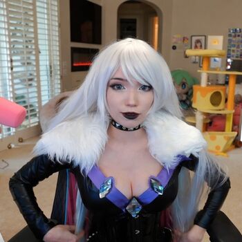 Full leaked Emiru  page private onlyfans photo