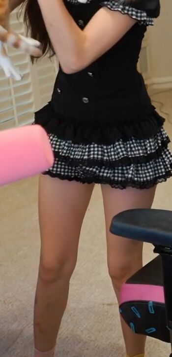 Full leaked Emiru  page private onlyfans photo