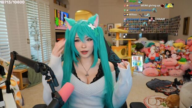 Full leaked Emiru private onlyfans photo