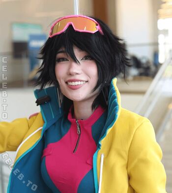Full leaked Emiru jpg private onlyfans photo