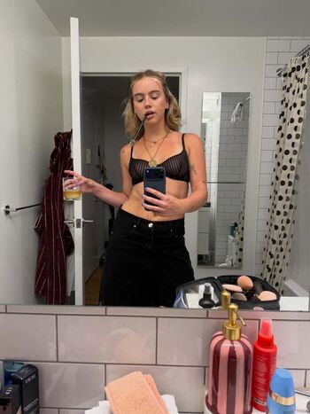 Full leaked Emma brooks private onlyfans photo