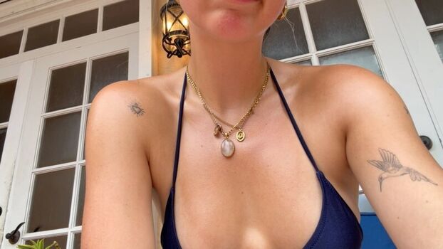 Full leaked Emma brooks private onlyfans photo