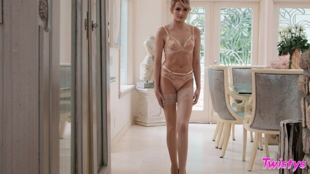 Full leaked Emma hix private onlyfans photo