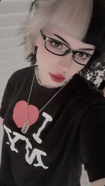 Full leaked Emma langevin page private onlyfans photo