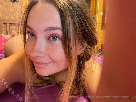 Full leaked Emma may  page private onlyfans photo