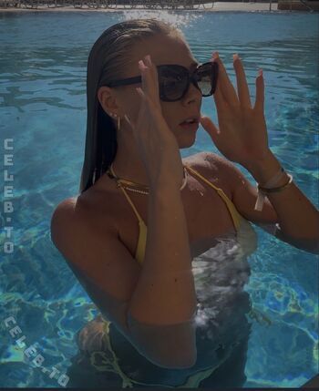 Full leaked Emma mllr private onlyfans photo