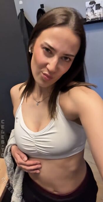Full leaked Emma scharmbeck page private onlyfans photo