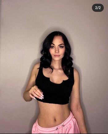 Emma Schoo