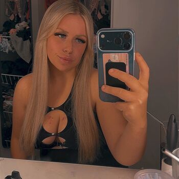 Full leaked Emma solander private onlyfans photo