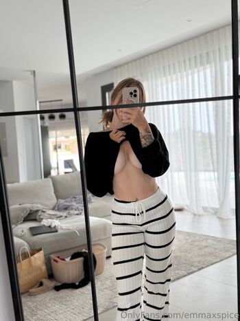 Full leaked Emma spice  page private onlyfans photo