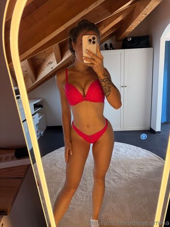 Full leaked Emma spice page private onlyfans photo