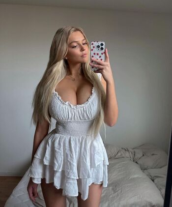 Full leaked Emma private onlyfans photo