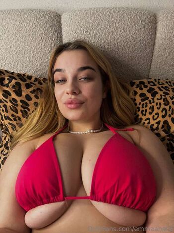 Full leaked Julia logan / private onlyfans photo