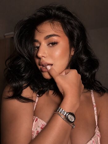 Full leaked Emmanuella nauryzbaeva private onlyfans photo