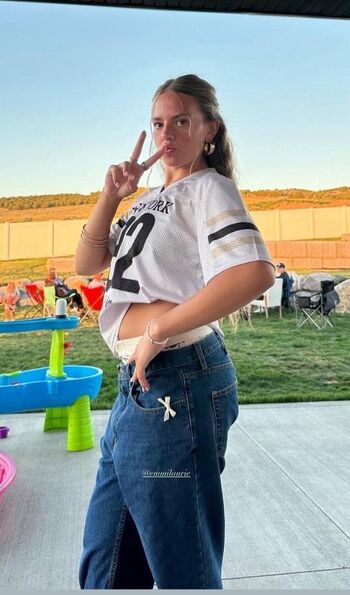 Full leaked Emmi butler private onlyfans photo