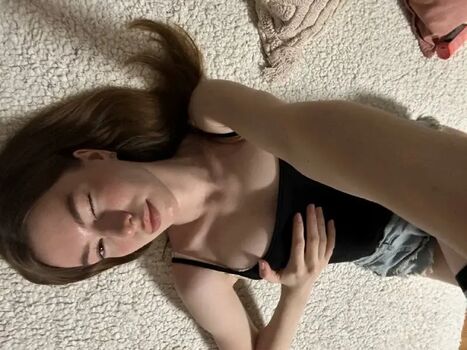 Full leaked Emmiellee private onlyfans photo
