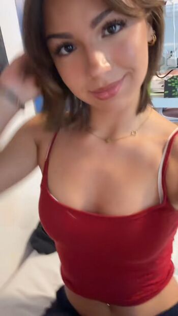 Full leaked Emmilovscats private onlyfans photo
