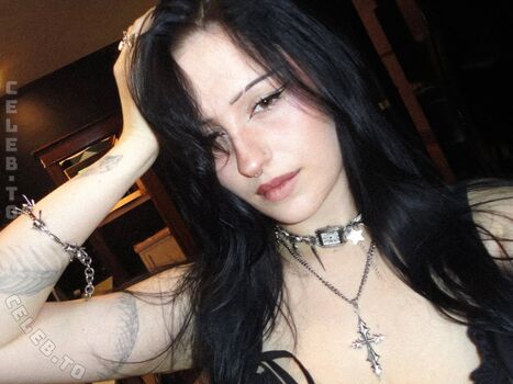 Full leaked Late summer/ private onlyfans photo