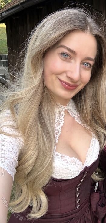 Full leaked Empresslaurasophie private onlyfans photo