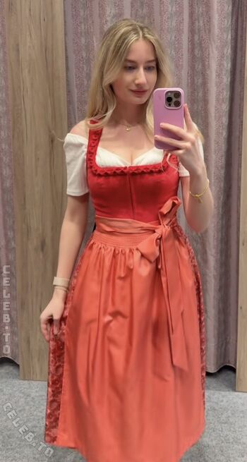 Full leaked Empresslaurasophie private onlyfans photo