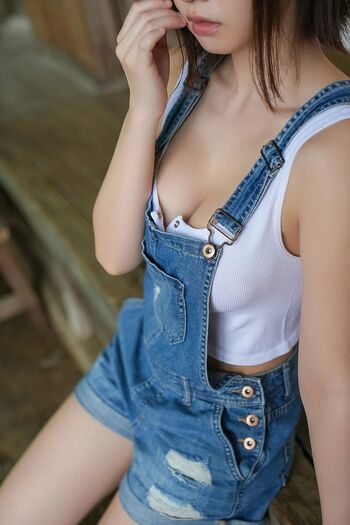 Full leaked Enako page private onlyfans photo