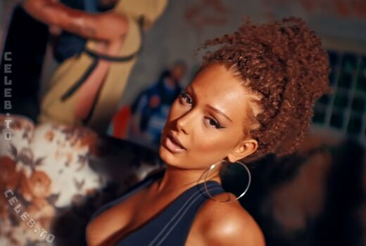 Full leaked Muffola / private onlyfans photo