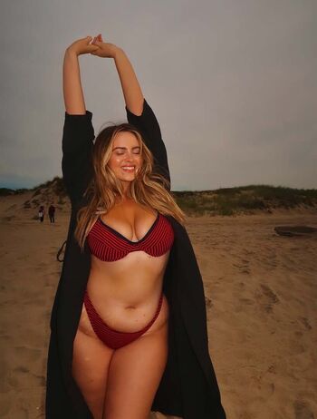 Full leaked Erinmhk page private onlyfans photo