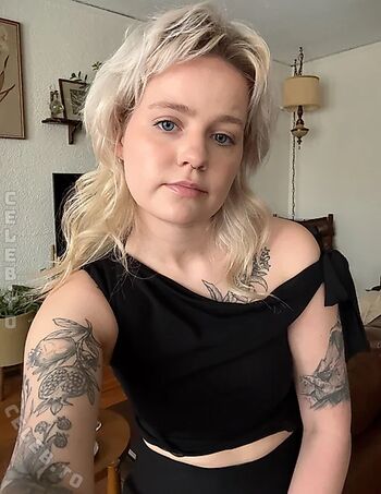 Full leaked Ersties private onlyfans photo