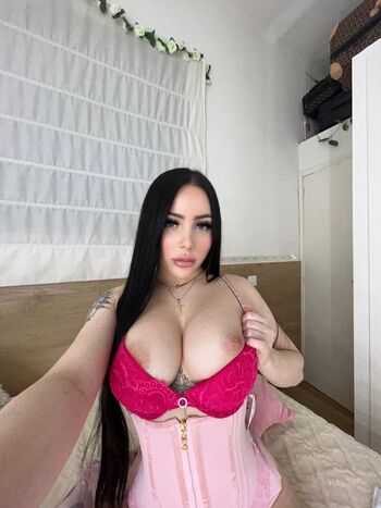Full leaked Esteladior private onlyfans photo