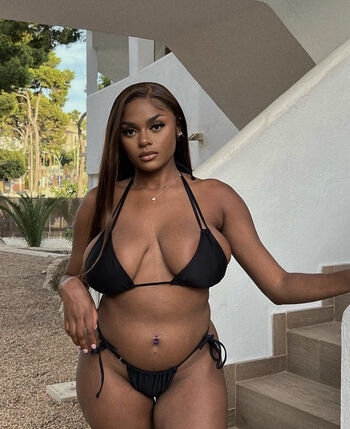 Full leaked Estelle ngm private onlyfans photo