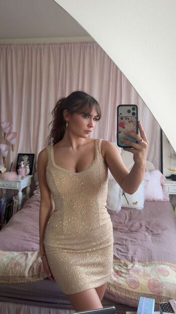 Full leaked Ester dobrik page private onlyfans photo