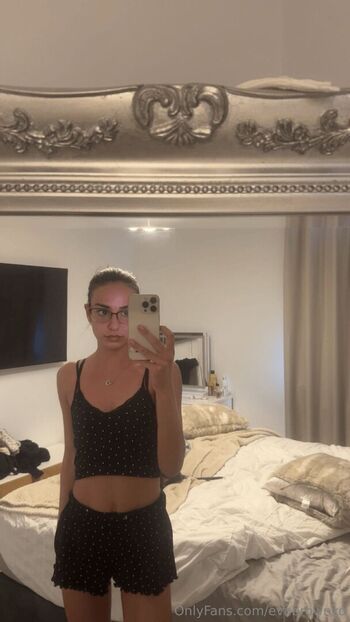 Full leaked Evabrownxo private onlyfans photo