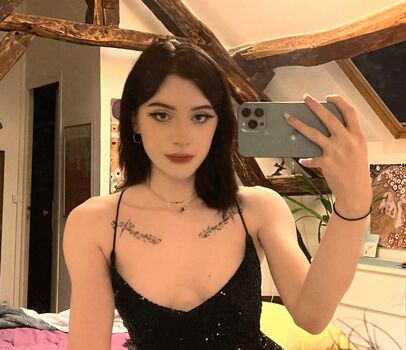 Full leaked Evalunna private onlyfans photo