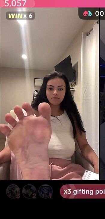 Full leaked Evalynn ruiz private onlyfans photo