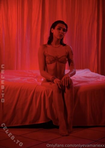 Full leaked Evamariee private onlyfans photo