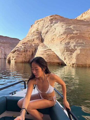 Full leaked Evelyn ha private onlyfans photo