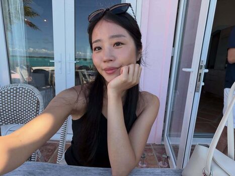 Full leaked Evelyn ha private onlyfans photo