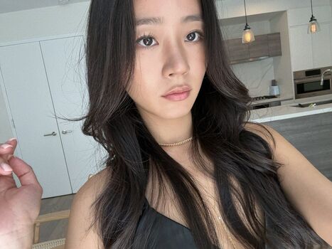 Full leaked Evelynha private onlyfans photo